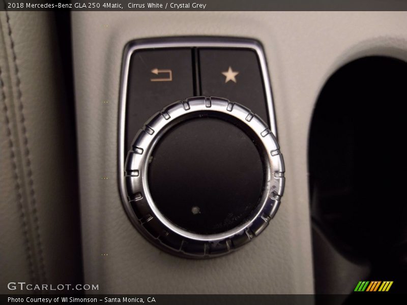 Cirrus White / Crystal Grey 2018 Mercedes-Benz GLA 250 4Matic
