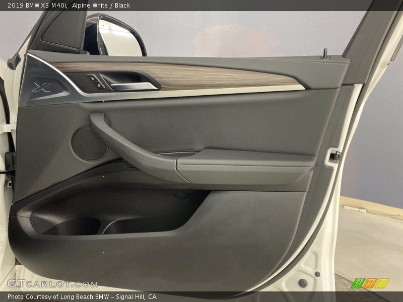 Alpine White / Black 2019 BMW X3 M40i