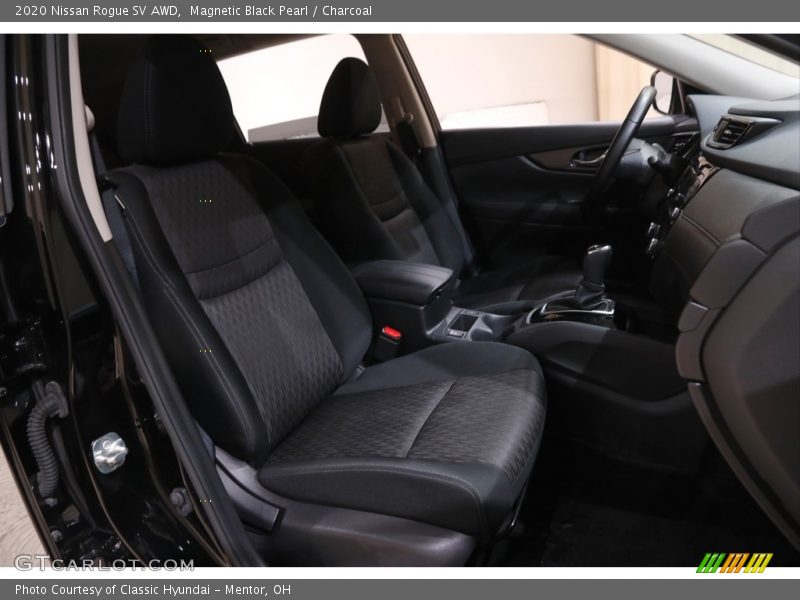Magnetic Black Pearl / Charcoal 2020 Nissan Rogue SV AWD