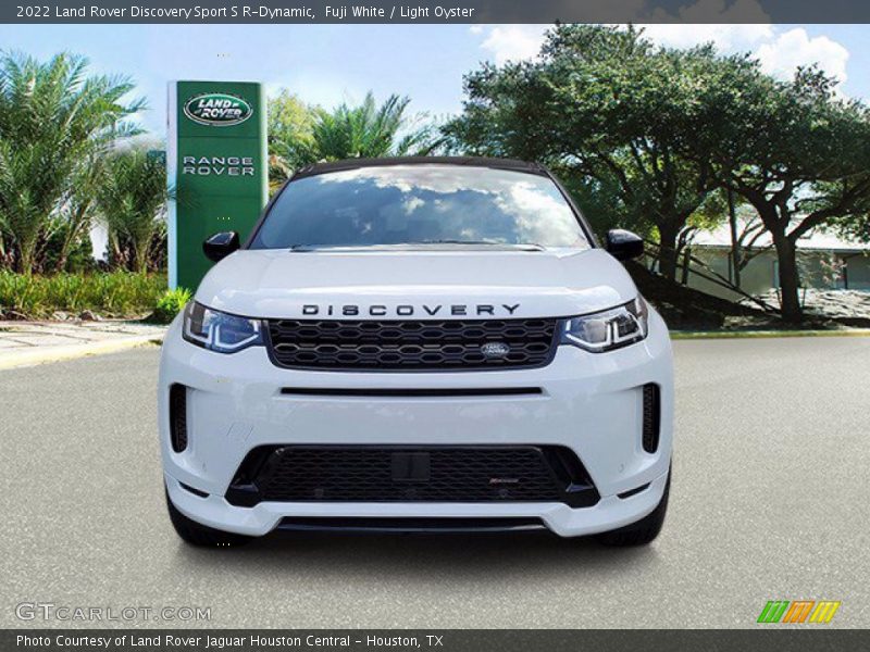 Fuji White / Light Oyster 2022 Land Rover Discovery Sport S R-Dynamic