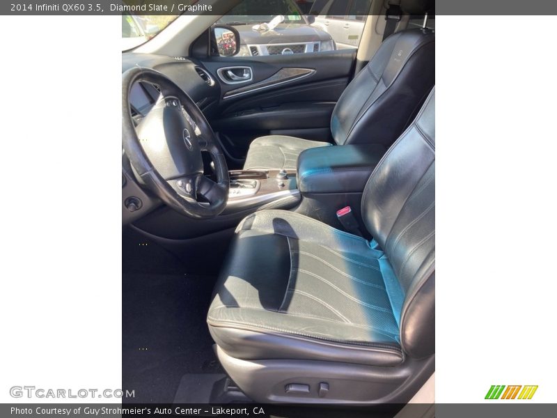 Front Seat of 2014 QX60 3.5
