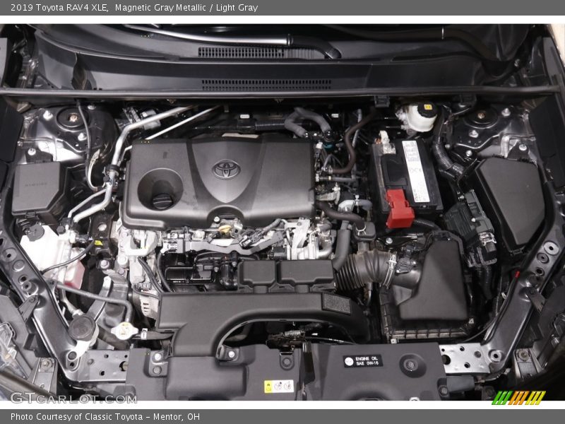 Magnetic Gray Metallic / Light Gray 2019 Toyota RAV4 XLE
