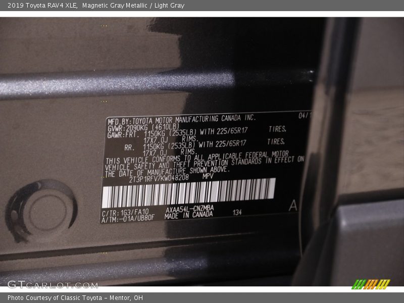 Magnetic Gray Metallic / Light Gray 2019 Toyota RAV4 XLE