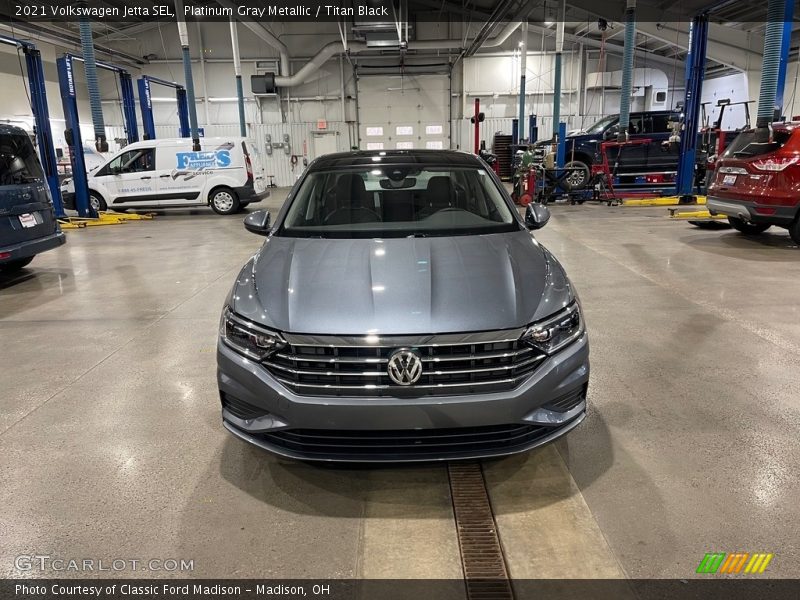 Platinum Gray Metallic / Titan Black 2021 Volkswagen Jetta SEL