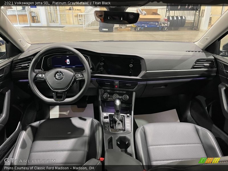 Platinum Gray Metallic / Titan Black 2021 Volkswagen Jetta SEL