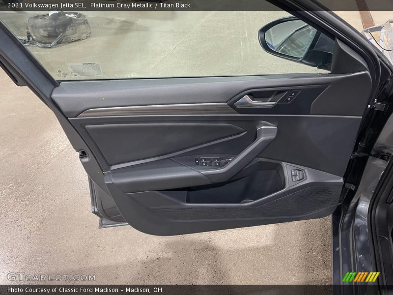 Platinum Gray Metallic / Titan Black 2021 Volkswagen Jetta SEL