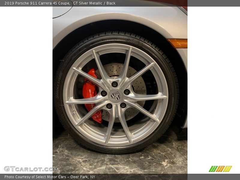  2019 911 Carrera 4S Coupe Wheel