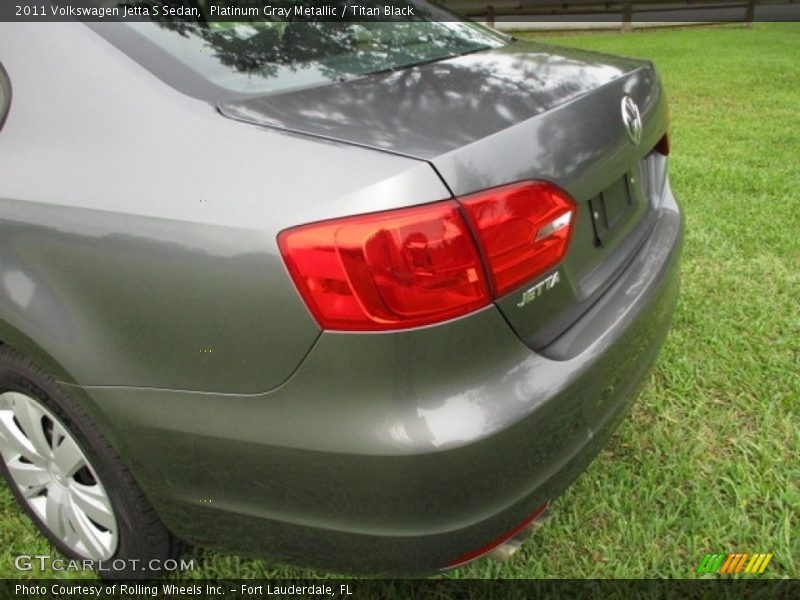 Platinum Gray Metallic / Titan Black 2011 Volkswagen Jetta S Sedan