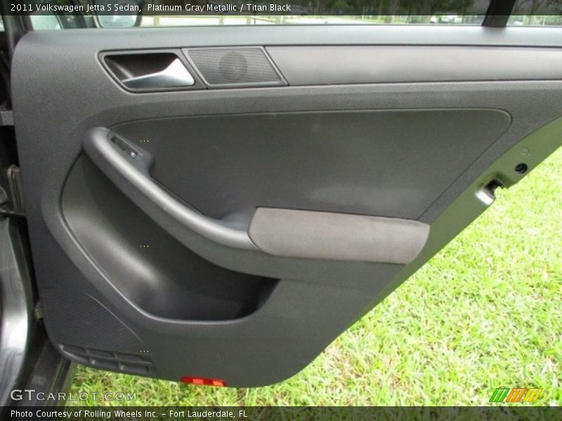 Platinum Gray Metallic / Titan Black 2011 Volkswagen Jetta S Sedan