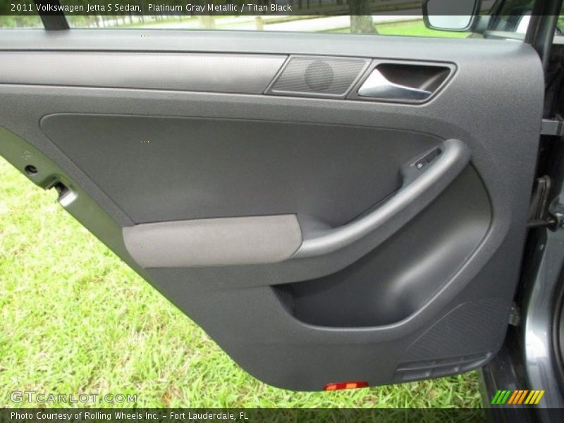 Platinum Gray Metallic / Titan Black 2011 Volkswagen Jetta S Sedan