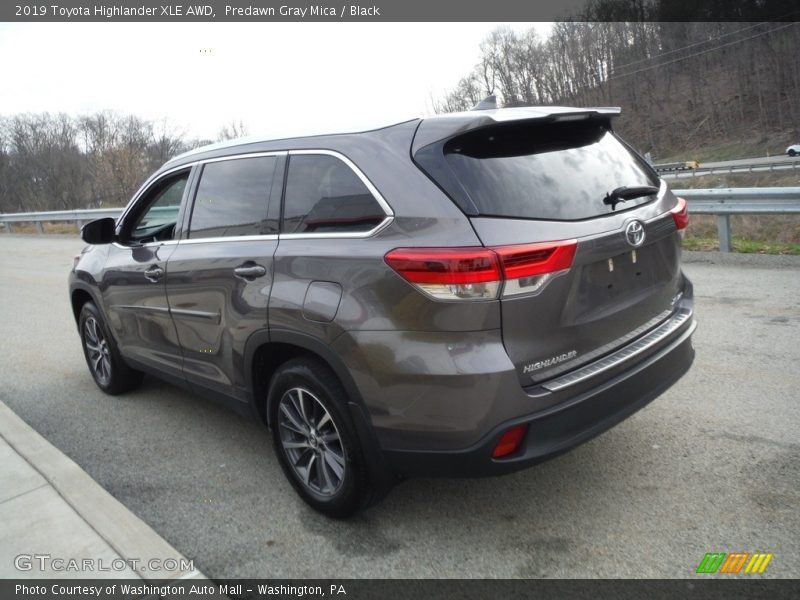 Predawn Gray Mica / Black 2019 Toyota Highlander XLE AWD