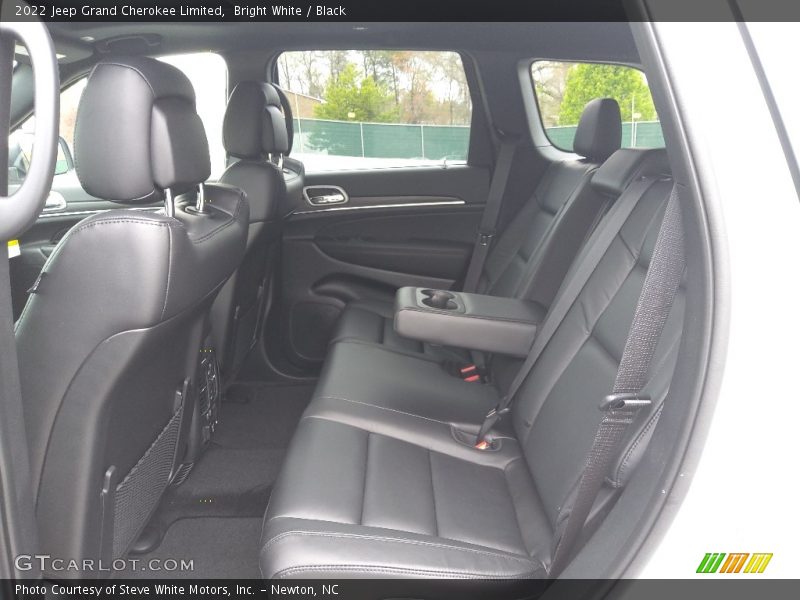 Rear Seat of 2022 Grand Cherokee Limited