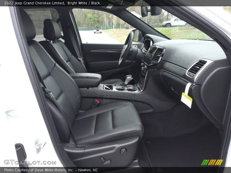  2022 Grand Cherokee Limited Black Interior