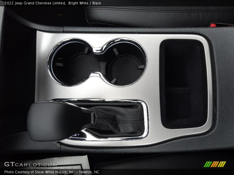 Bright White / Black 2022 Jeep Grand Cherokee Limited
