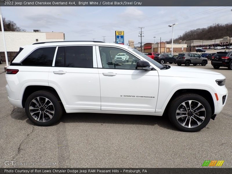 Bright White / Global Black/Steel Gray 2022 Jeep Grand Cherokee Overland 4x4