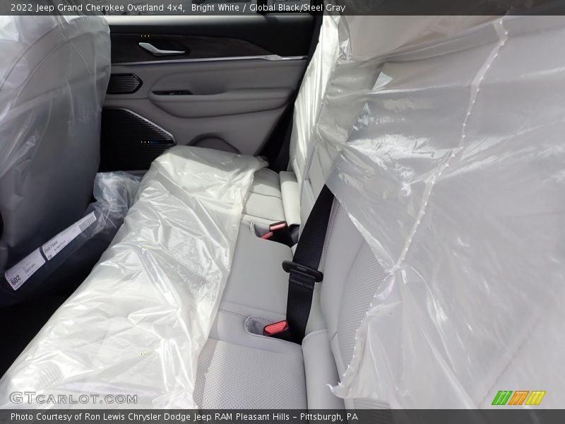 Bright White / Global Black/Steel Gray 2022 Jeep Grand Cherokee Overland 4x4