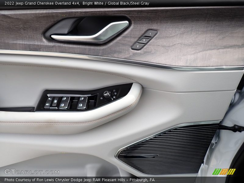 Bright White / Global Black/Steel Gray 2022 Jeep Grand Cherokee Overland 4x4
