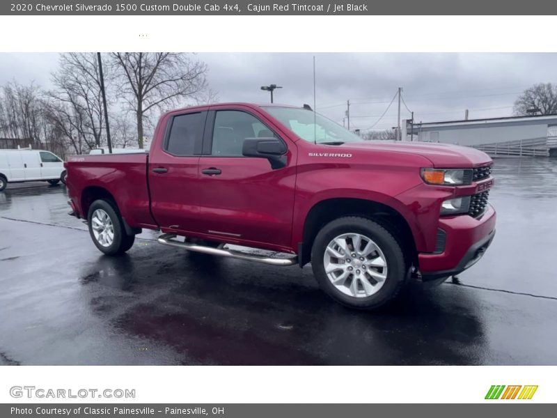 Front 3/4 View of 2020 Silverado 1500 Custom Double Cab 4x4