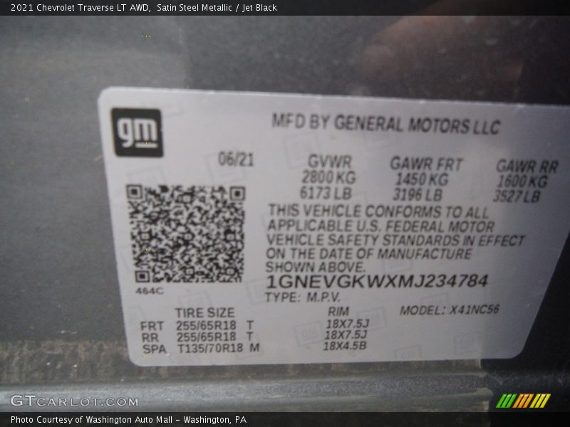 Satin Steel Metallic / Jet Black 2021 Chevrolet Traverse LT AWD
