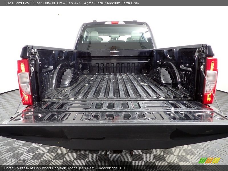 Agate Black / Medium Earth Gray 2021 Ford F250 Super Duty XL Crew Cab 4x4