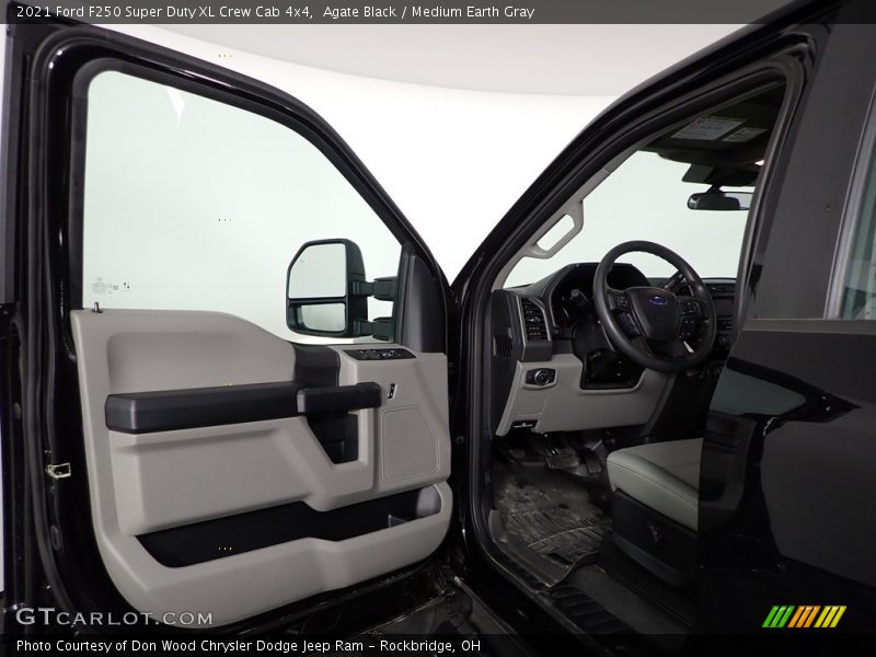 Agate Black / Medium Earth Gray 2021 Ford F250 Super Duty XL Crew Cab 4x4