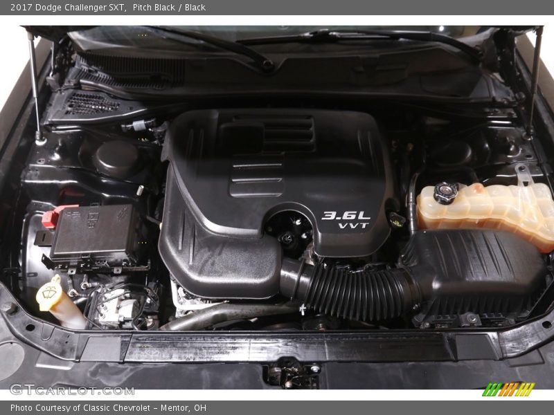 Pitch Black / Black 2017 Dodge Challenger SXT