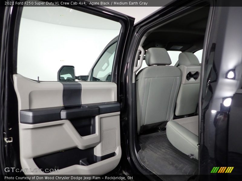 Agate Black / Medium Earth Gray 2021 Ford F250 Super Duty XL Crew Cab 4x4