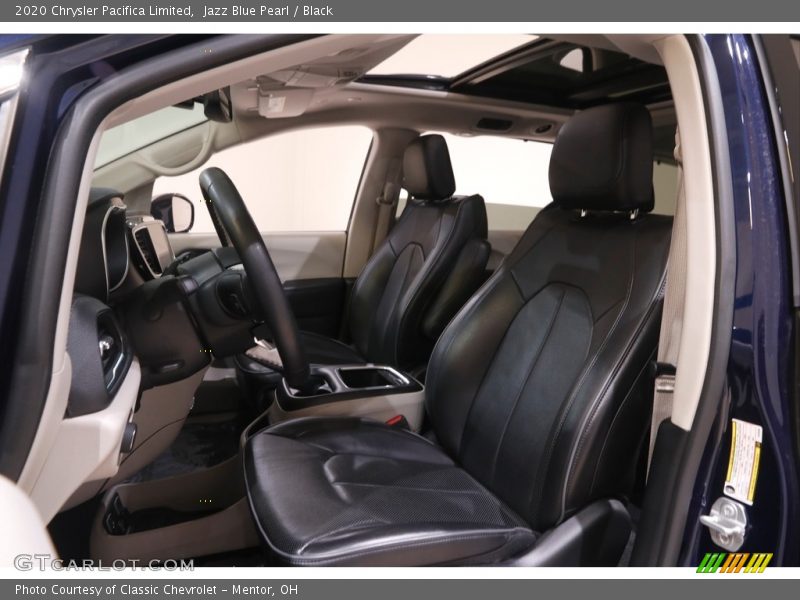 Jazz Blue Pearl / Black 2020 Chrysler Pacifica Limited