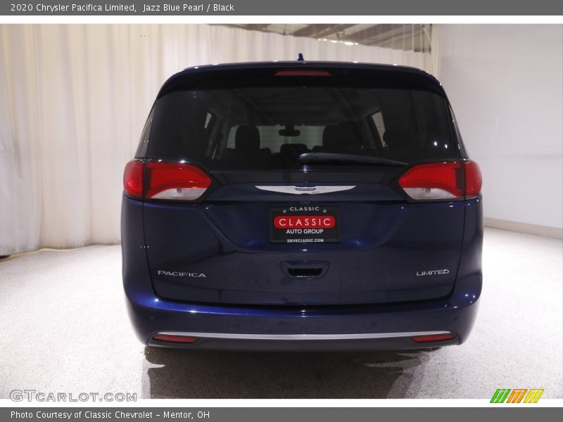 Jazz Blue Pearl / Black 2020 Chrysler Pacifica Limited