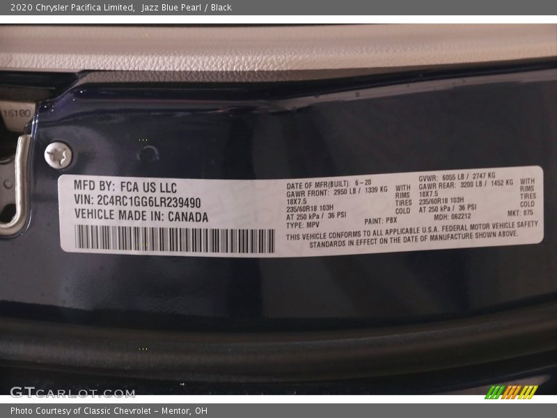 Jazz Blue Pearl / Black 2020 Chrysler Pacifica Limited