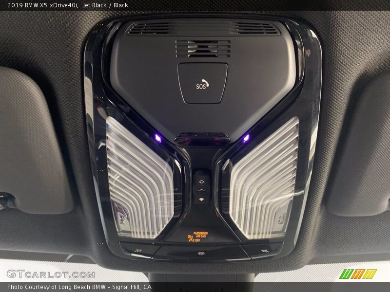 Jet Black / Black 2019 BMW X5 xDrive40i
