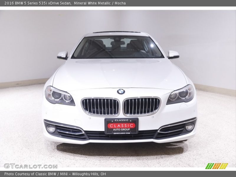 Mineral White Metallic / Mocha 2016 BMW 5 Series 535i xDrive Sedan