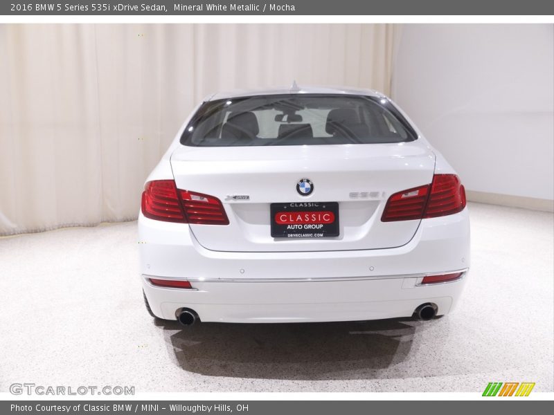 Mineral White Metallic / Mocha 2016 BMW 5 Series 535i xDrive Sedan