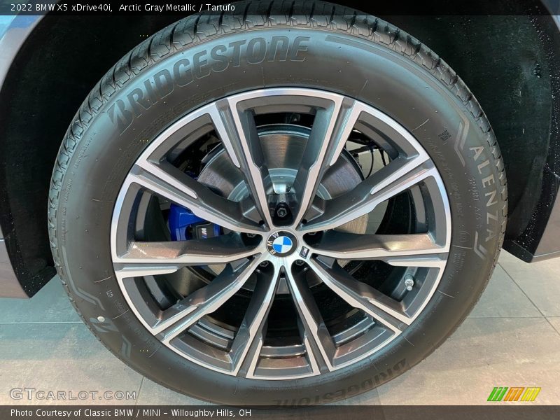Arctic Gray Metallic / Tartufo 2022 BMW X5 xDrive40i