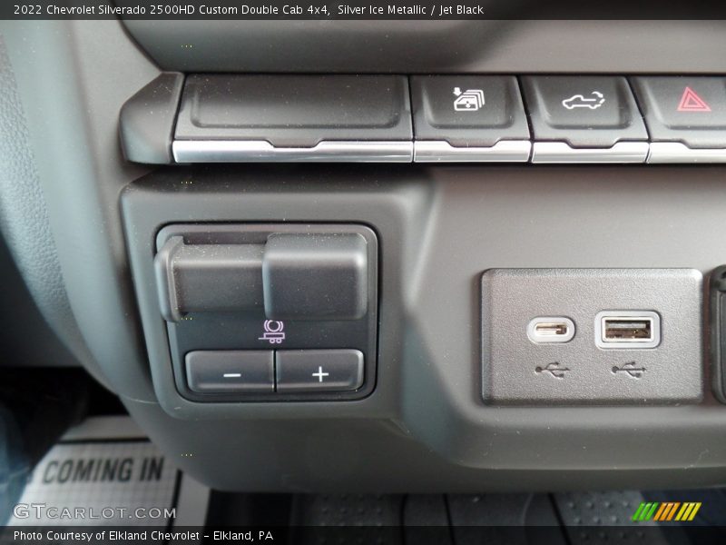 Silver Ice Metallic / Jet Black 2022 Chevrolet Silverado 2500HD Custom Double Cab 4x4