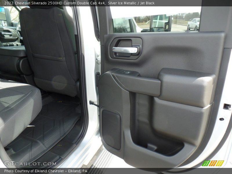 Silver Ice Metallic / Jet Black 2022 Chevrolet Silverado 2500HD Custom Double Cab 4x4