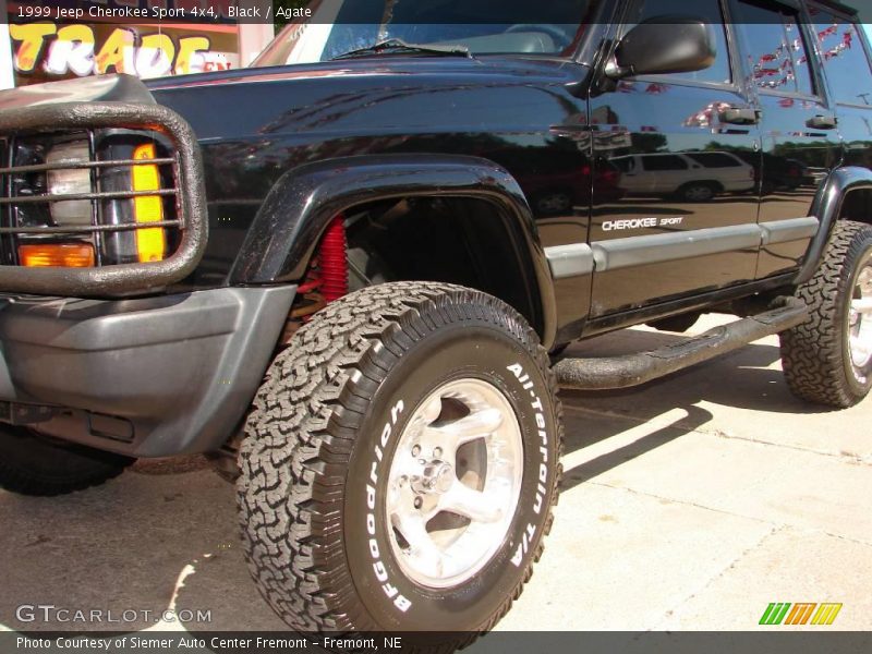 Black / Agate 1999 Jeep Cherokee Sport 4x4