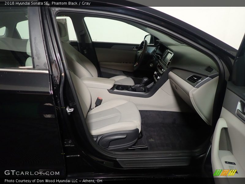 Phantom Black / Gray 2018 Hyundai Sonata SE