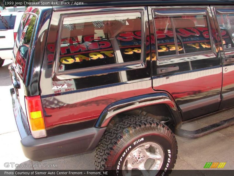 Black / Agate 1999 Jeep Cherokee Sport 4x4