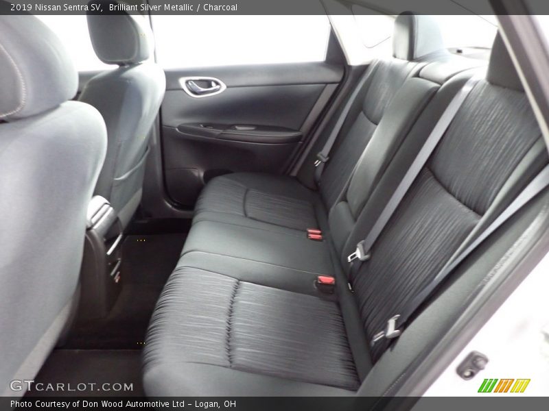 Brilliant Silver Metallic / Charcoal 2019 Nissan Sentra SV