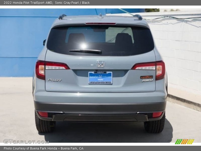 Sonic Gray Pearl / Black 2022 Honda Pilot TrailSport AWD