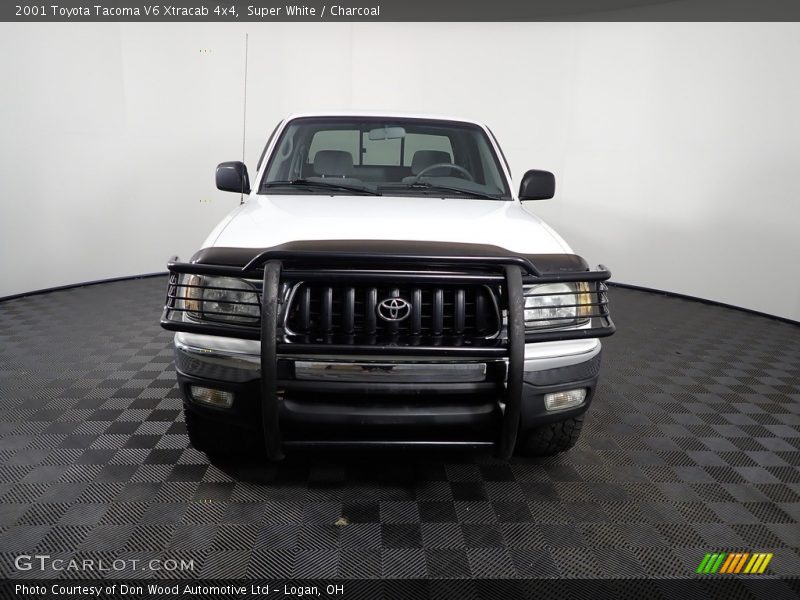 Super White / Charcoal 2001 Toyota Tacoma V6 Xtracab 4x4