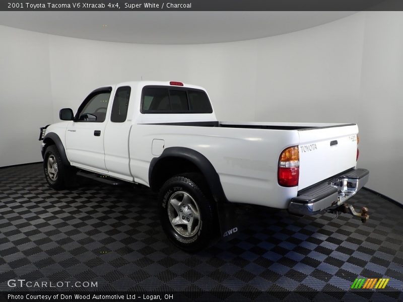 Super White / Charcoal 2001 Toyota Tacoma V6 Xtracab 4x4