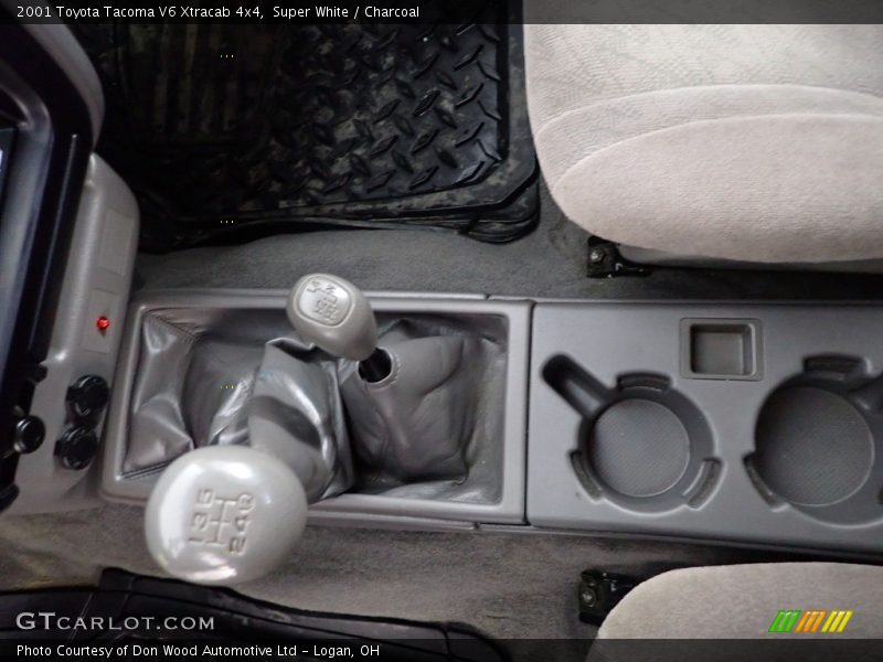 Super White / Charcoal 2001 Toyota Tacoma V6 Xtracab 4x4