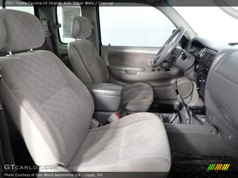 Super White / Charcoal 2001 Toyota Tacoma V6 Xtracab 4x4