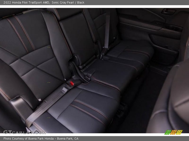 Sonic Gray Pearl / Black 2022 Honda Pilot TrailSport AWD