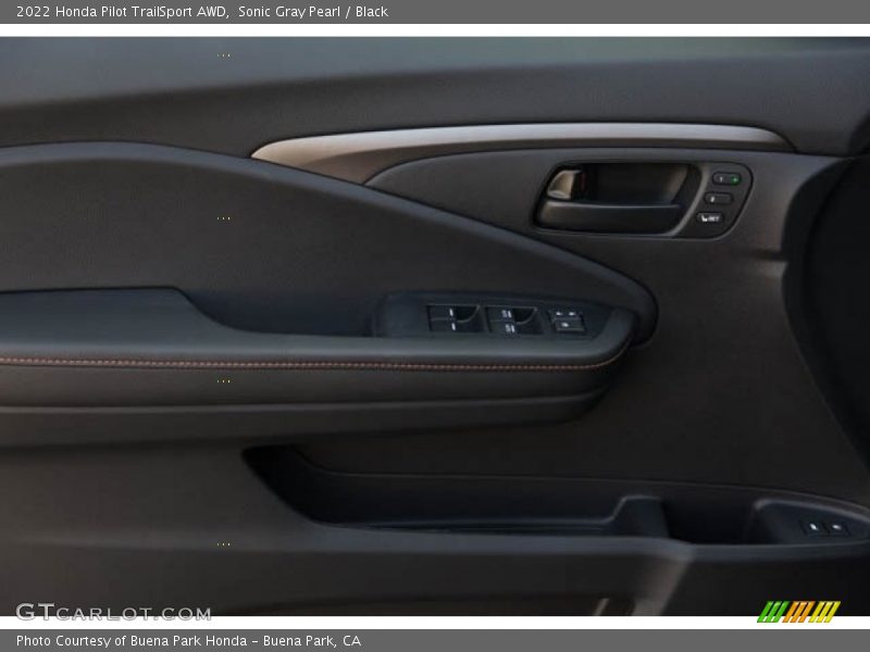Sonic Gray Pearl / Black 2022 Honda Pilot TrailSport AWD