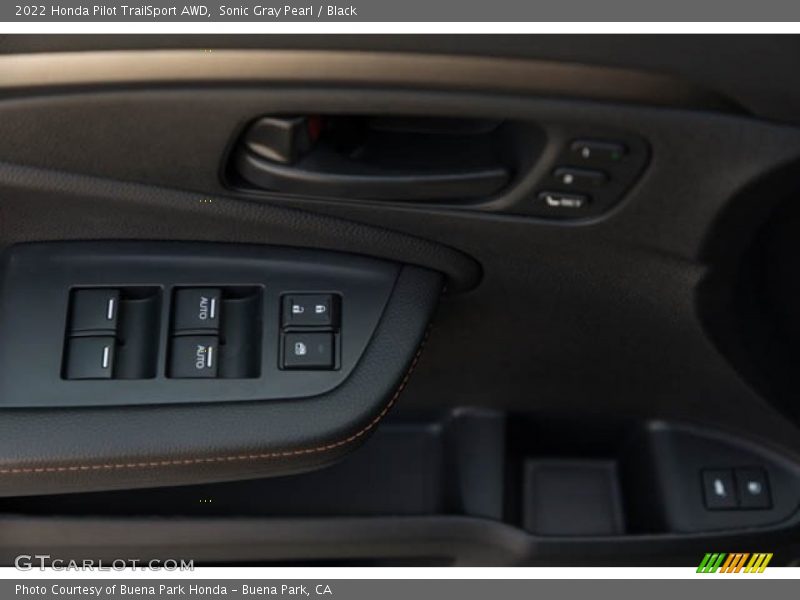 Sonic Gray Pearl / Black 2022 Honda Pilot TrailSport AWD