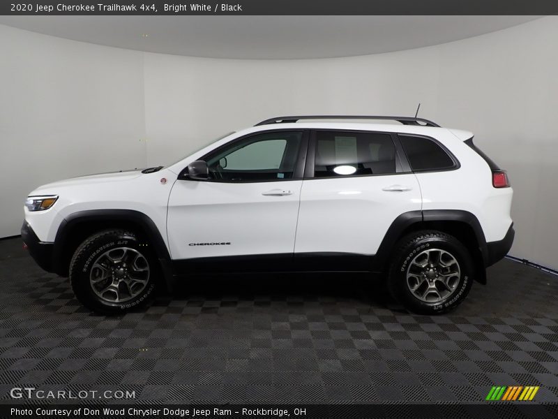 Bright White / Black 2020 Jeep Cherokee Trailhawk 4x4