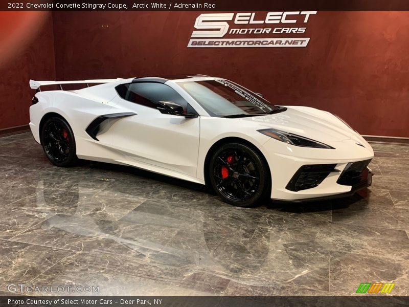 Front 3/4 View of 2022 Corvette Stingray Coupe